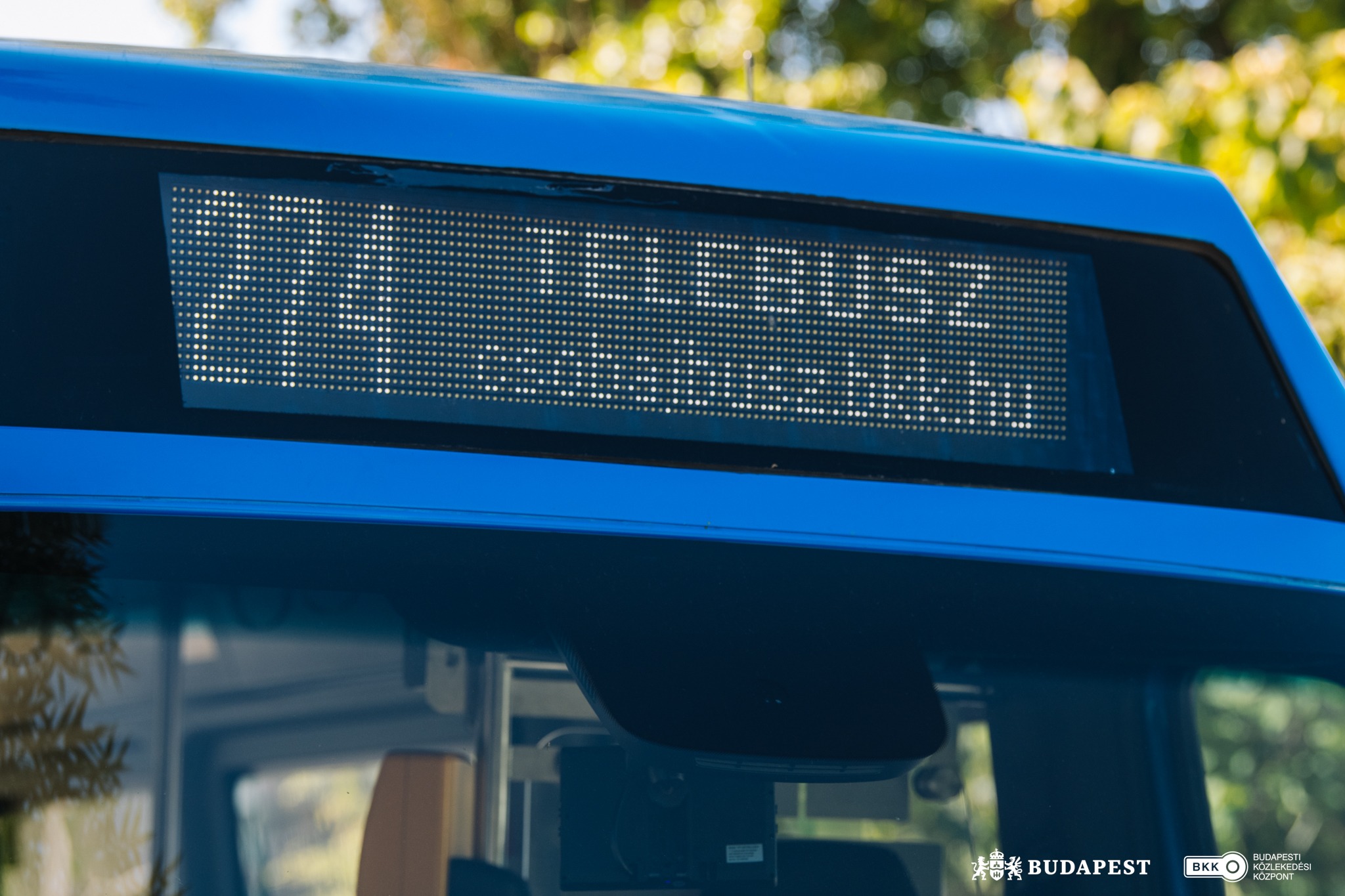 A 274-es buszjárattal a cinkotai HÉV-állomás és a XVI. kerületi Csobaj-bánya térsége között lehet utazni.